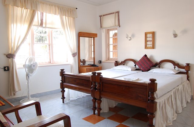 Hotel Tres